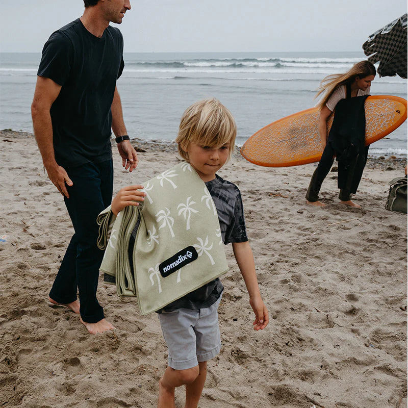 Nomadix Blanket Towel: Breezy Palms Olive 6