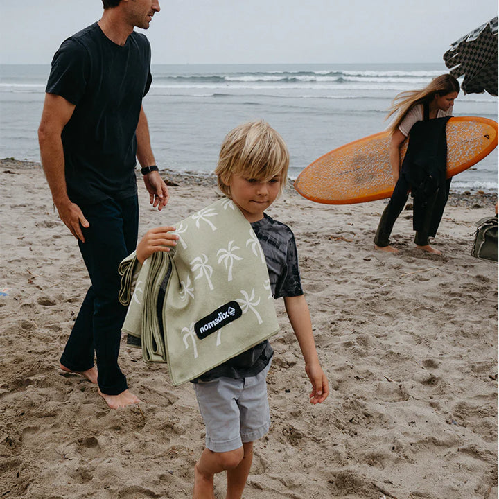 Nomadix Blanket Towel: Breezy Palms Olive 6