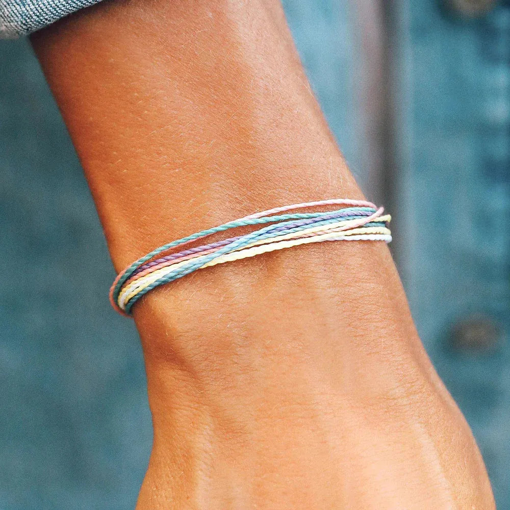 Pura Vida Spread Kindness Bracelet Korg pic 4 | SoHa Surf Shop