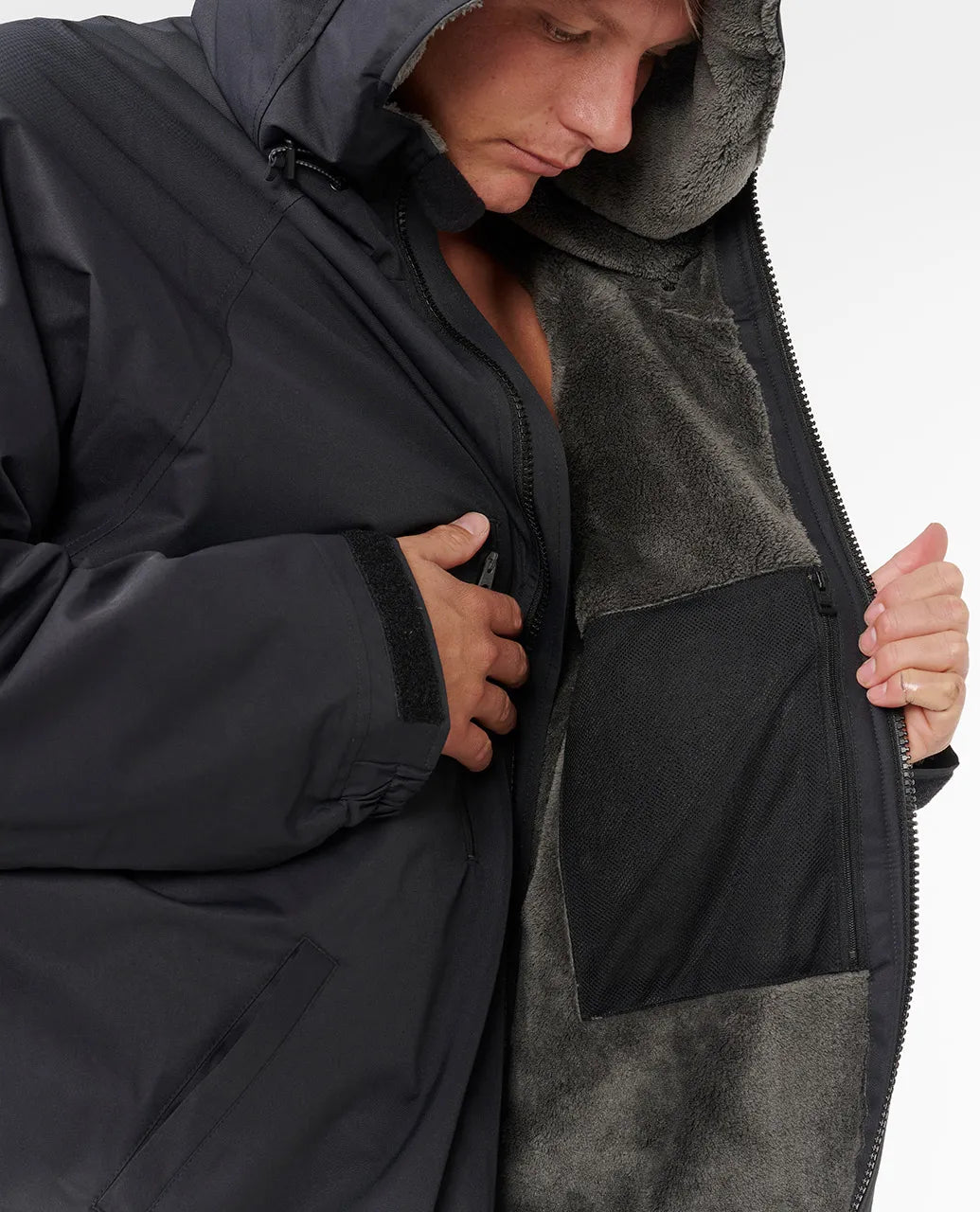 Ripcurl Men's Surf Series Winter Poncho - Black/White 4