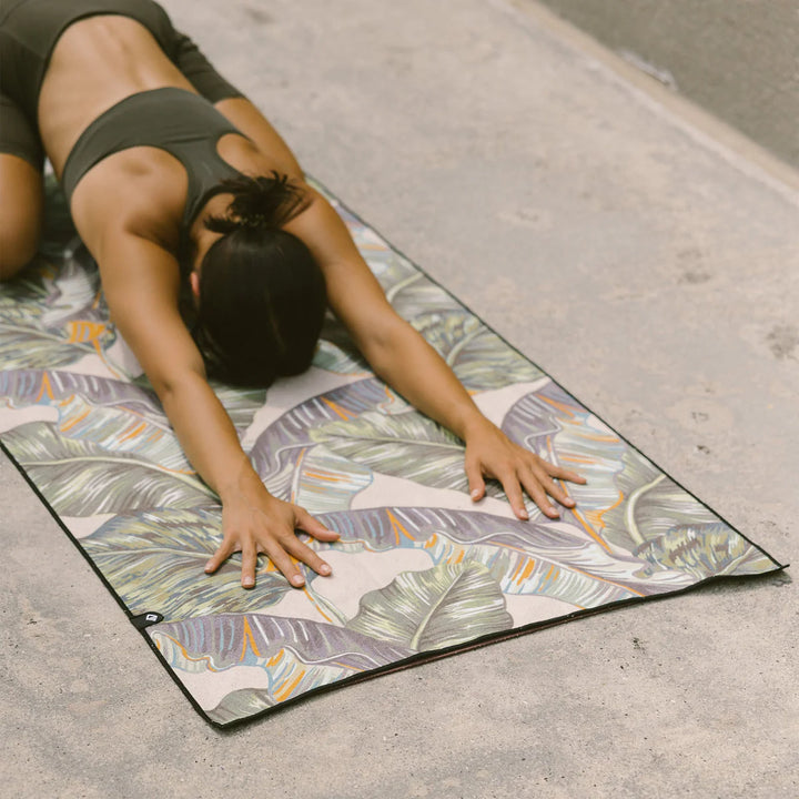 Nomadix Original Towel: Banana Leaf Green