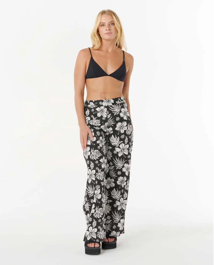 Ripcurl Women’s Keepsakes Beach Pant - Black 3
