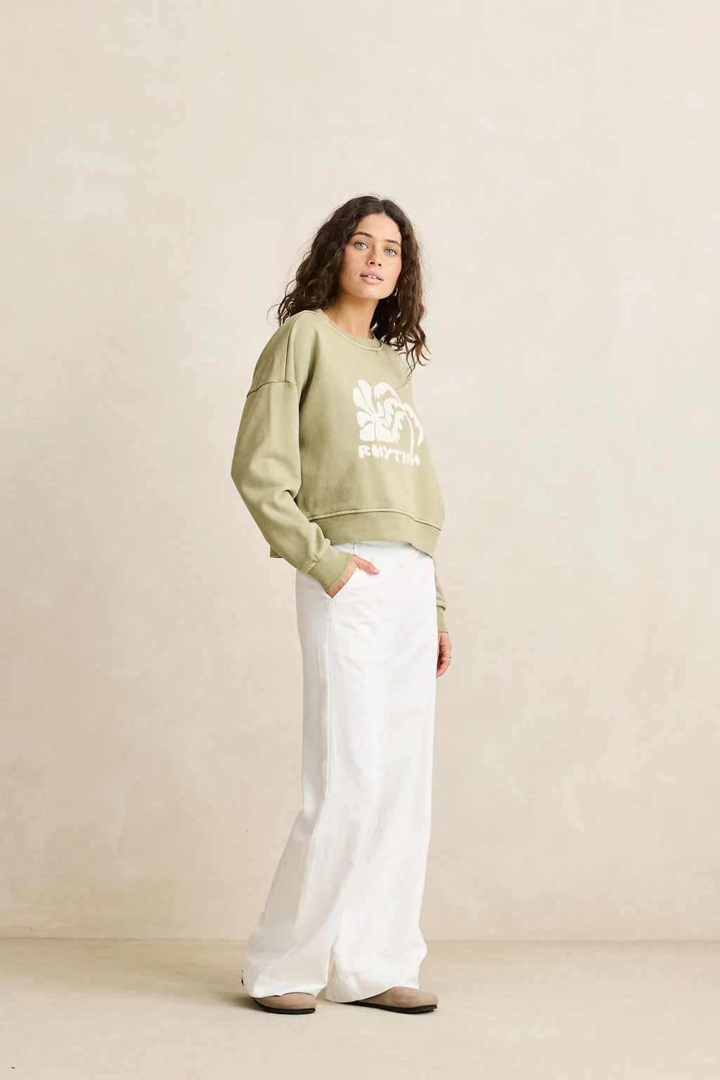Rhythm Women’s Sun &amp; Palm Slouchy Crewneck - Sage 5