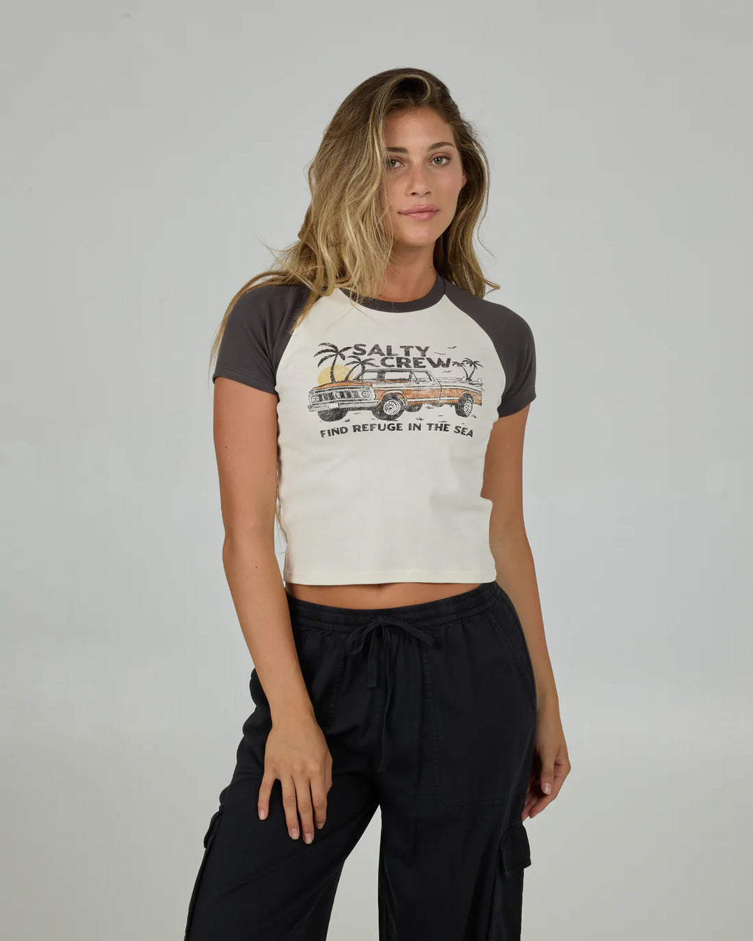 Salty Crew Women's Tailgate Raglan Baby Tee - Charcoal 