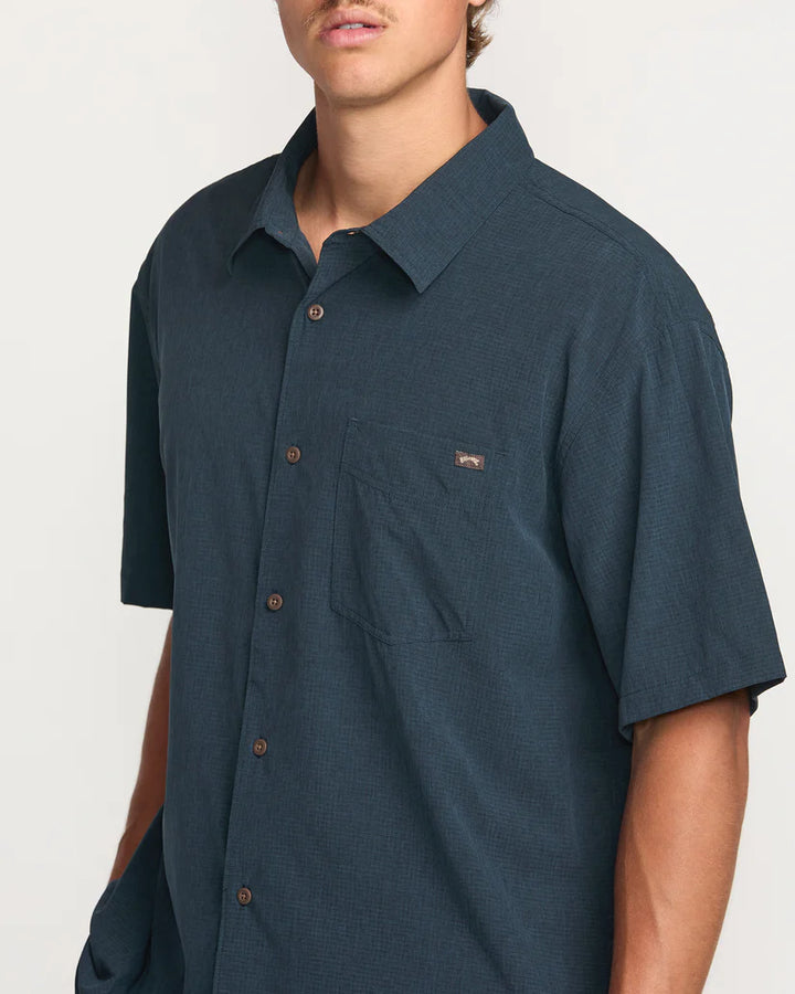 Billabong A/Div Men’s Surftrek Perf Buttonup - Navy 6