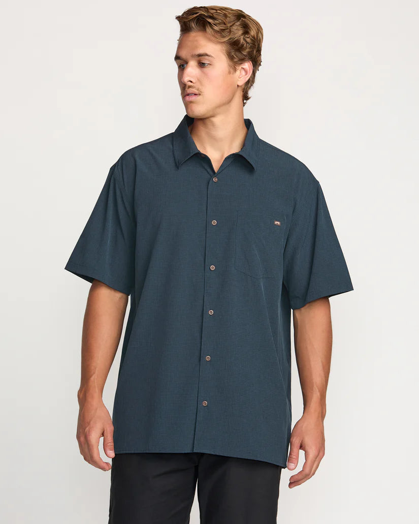 Billabong A/Div Men’s Surftrek Perf Buttonup - Navy 