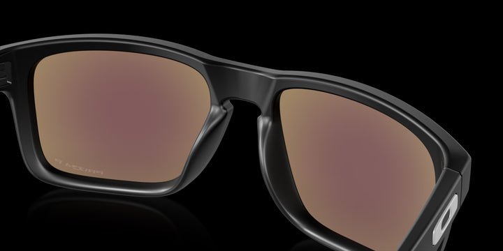 Holbrook Matte Black w/ Prizm Sapphire Irid Polar