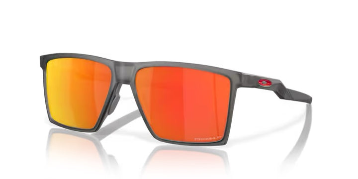 Oakley Futurity Sun Satin Grey Smoke Prizm Ruby Polar