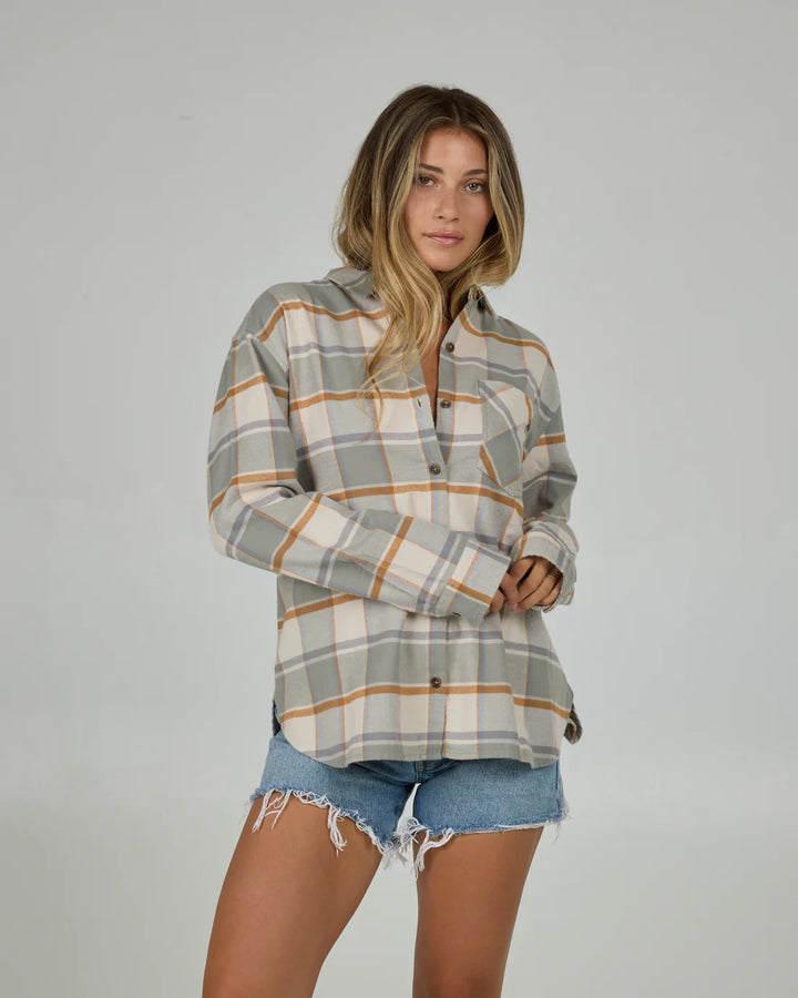 Salty Crew Women’s Shore Break Flannel - Clay Grey