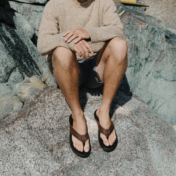 Reef Men’s Cushion Phantom 2.0 Leather Sandals