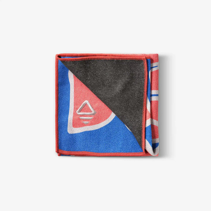 Nomadix Slack Tide Hand Towel: Wild Flowers Stellar Blue Red 2