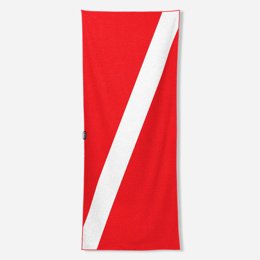 Nomadix Original Towel: Dive Flag
