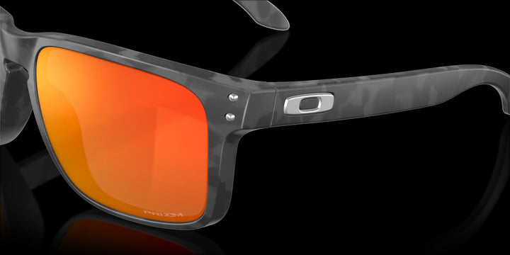 Oakley Holbrook XL Matte Black Camo Prizm Ruby