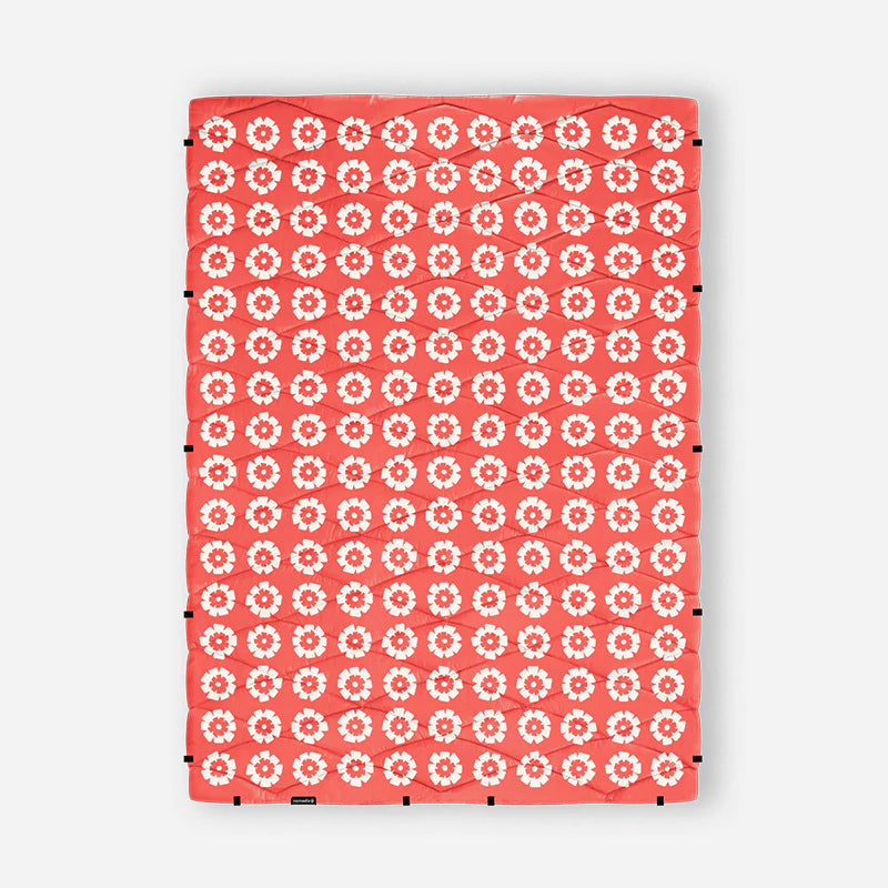 Nomadix Puffer Blanket: Fresh Flowers Coral