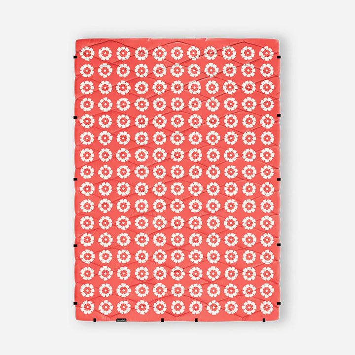 Nomadix Puffer Blanket: Fresh Flowers Coral