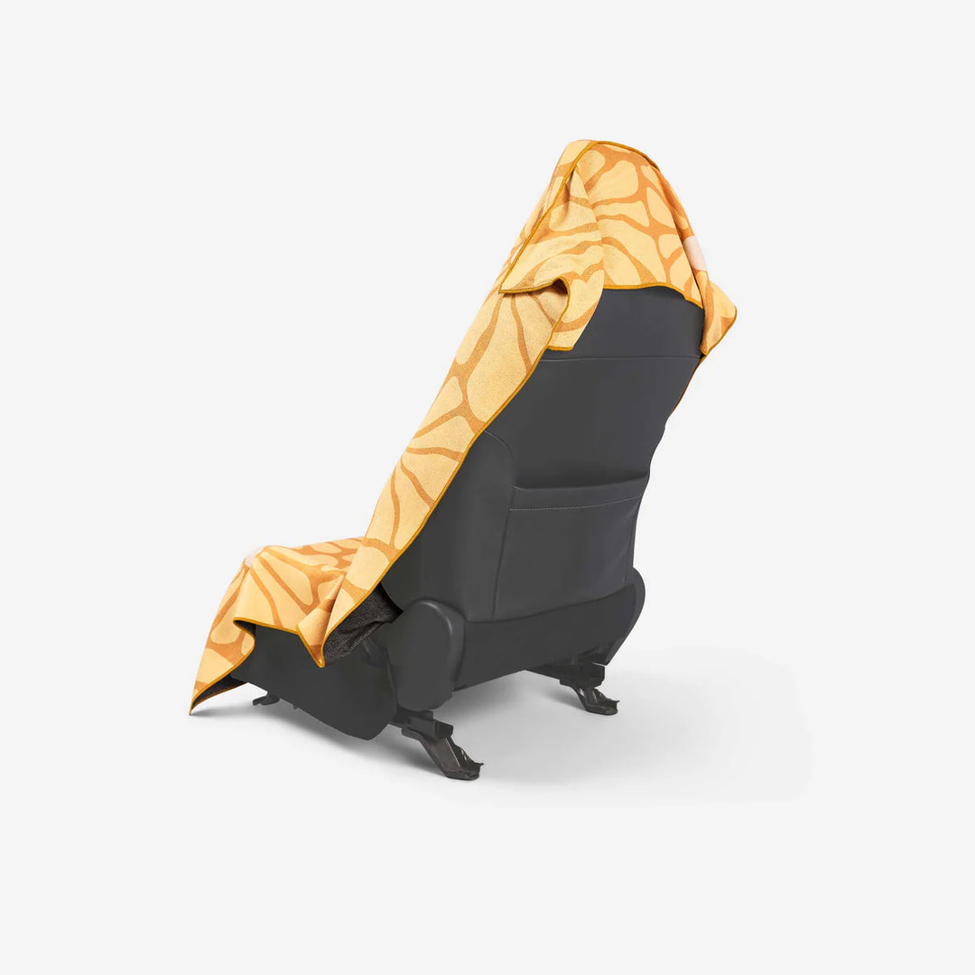Nomadix Car Seat Cover Towel: Daisy Lazy Gold 1