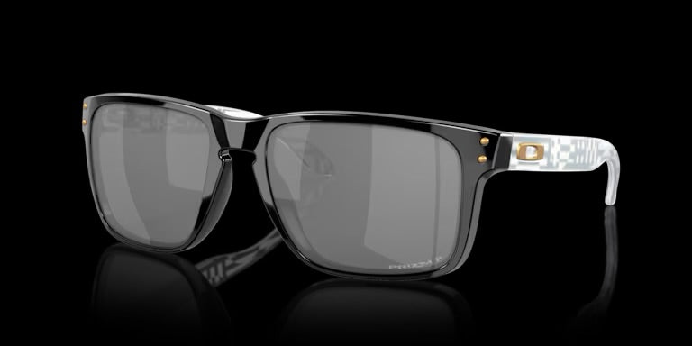 Holbrook XL Black Frame w/ Prizm Black Polarized 1
