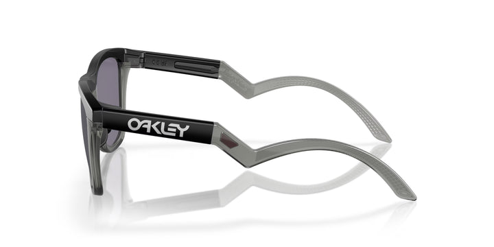 Oakley Frogskins Hybrid Matte Black w/ Prizm Grey