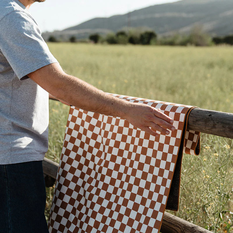 Nomadix Original Towel: Check Coconut 6