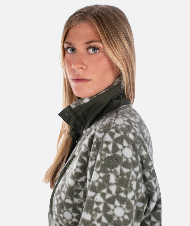 Jetty Women’s Juniper Fleece - Olive 3