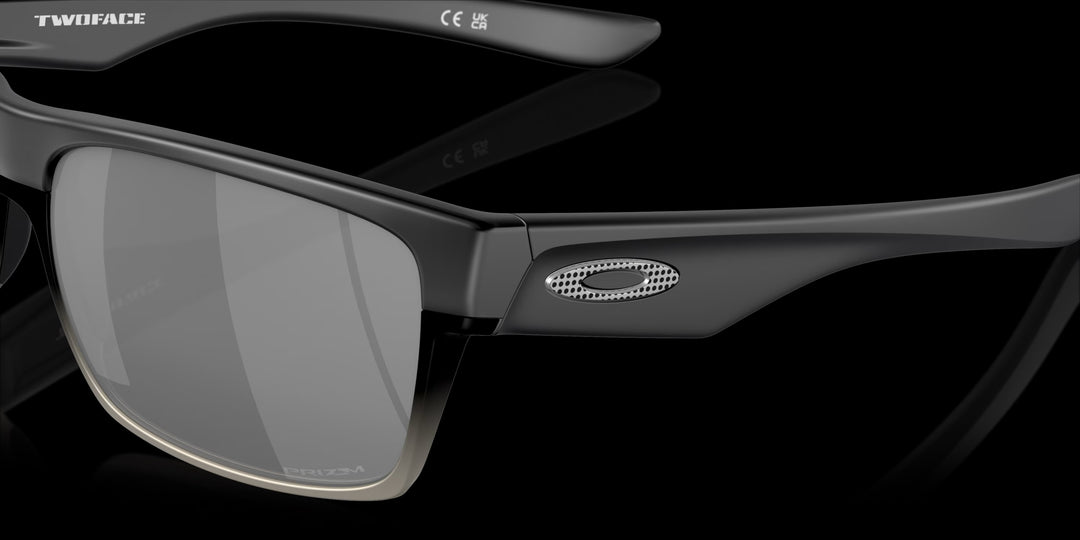 Oakley TwoFace Matte Black w Chrome Iridium 5