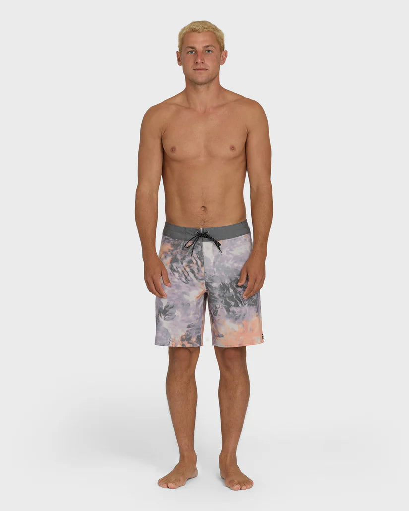 Billabong Men’s Sundays Pro 19” Boardshort - Stone 3