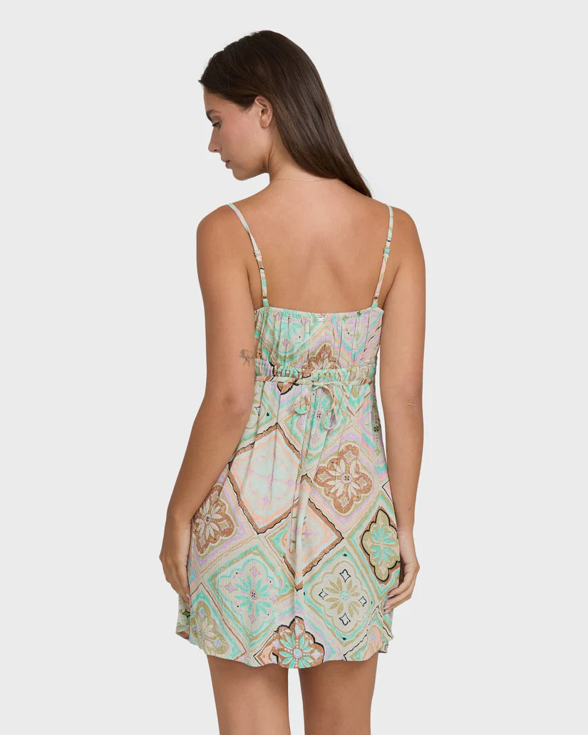 Billabong Women’s Dreaming Of Sun Crinkle Mini Dress - Cactus 2