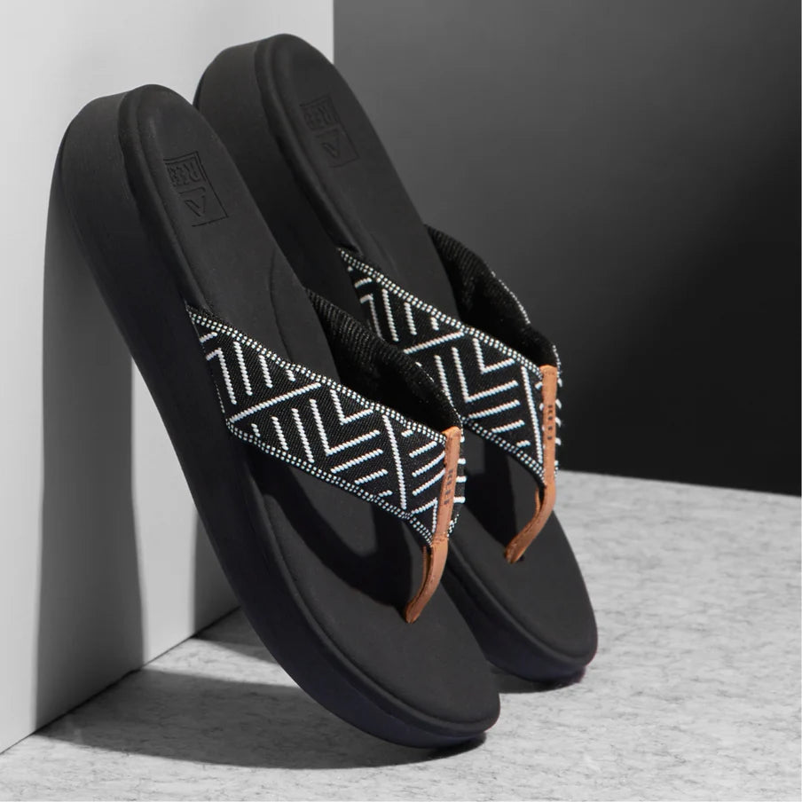 Reef Women's Cushion Cloud Tx Sandals - Black geo 4