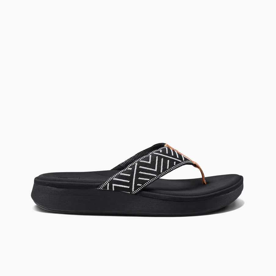 Reef Women's Cushion Cloud Tx Sandals - Black geo 1