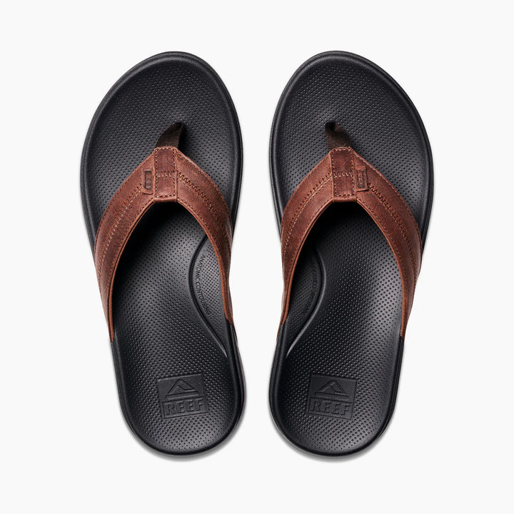 Reef Men’s Cushion Phantom 2.0 Leather Sandals
