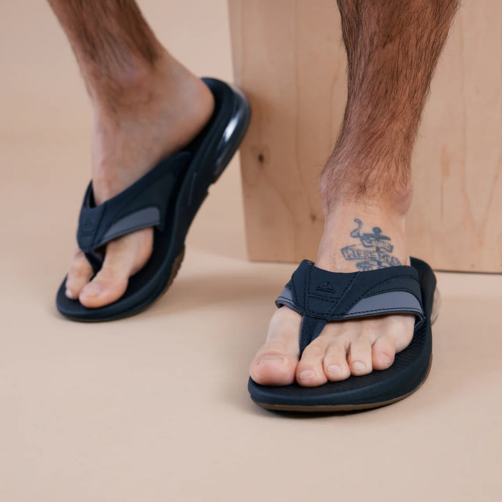Reef Men’s Fanning + Sandal - Black/Gum 1