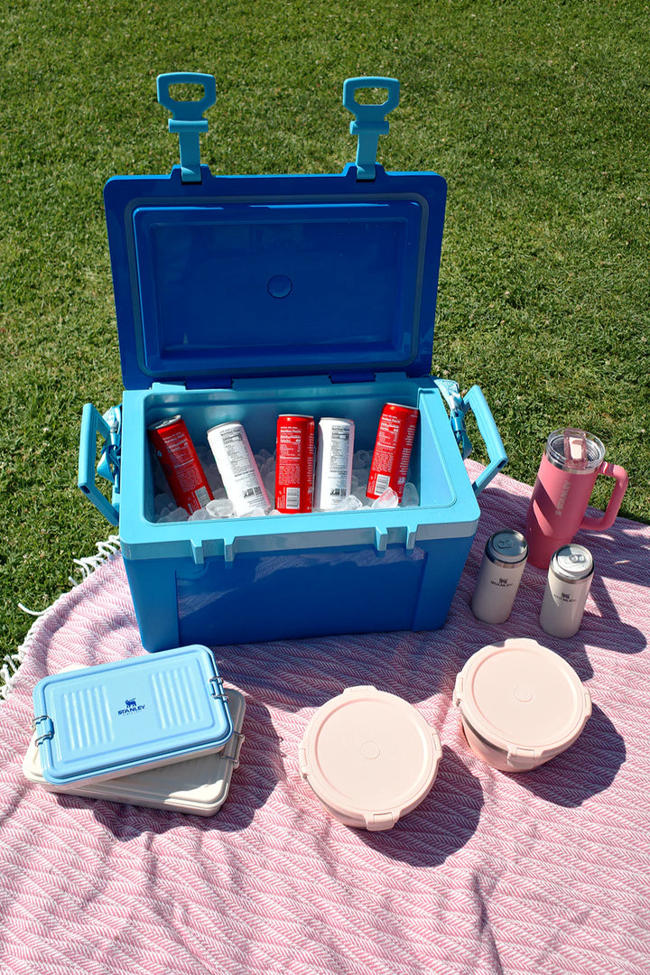 Stanley The Easy Carry Outdoor Cooler 16QT -