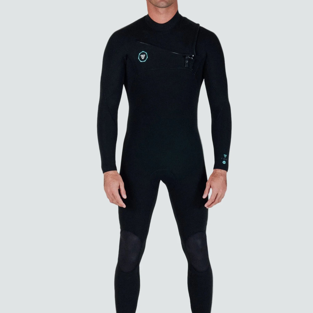 Vissla 7 Seas 4/3 Full Chest Zip Wetsuit - Black - chest and logo detail