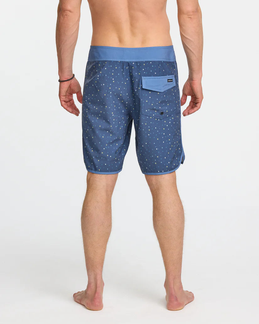 Quiksilver Men's Surfsilk Scallop 19" Boardshorts - American Navy 1