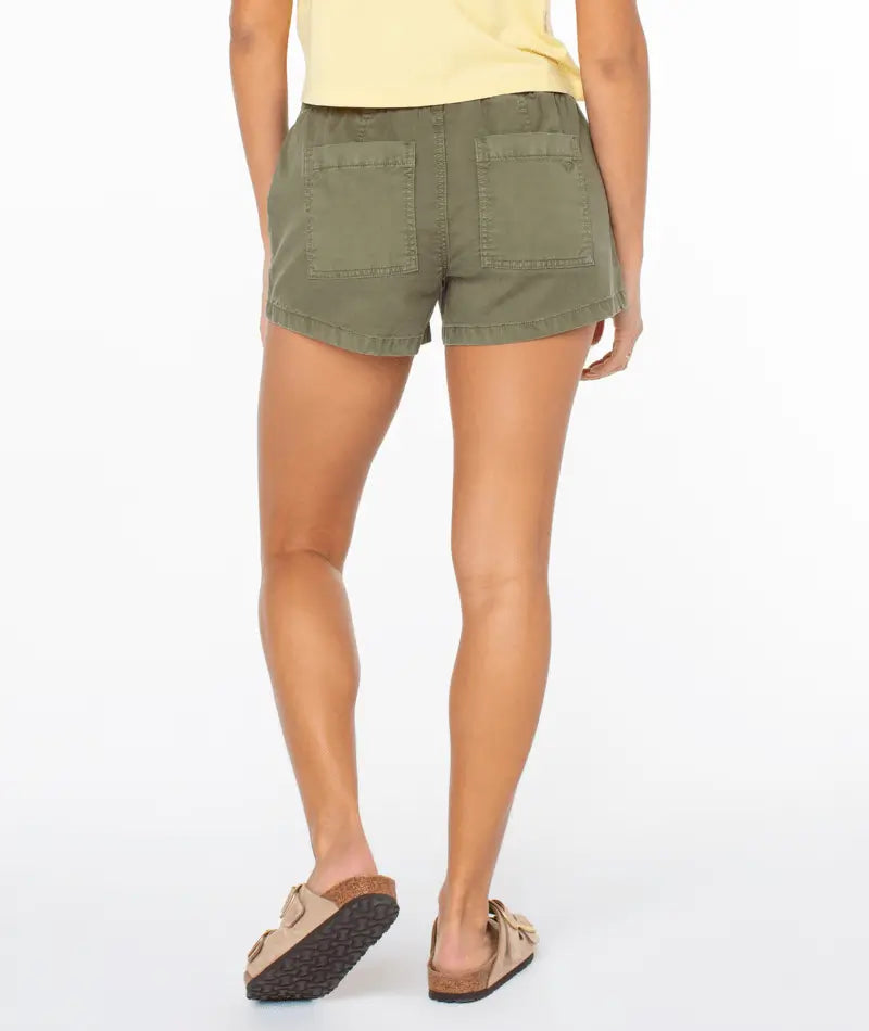 Roxy Women’s Lil Trooper Short Four Leaf Clover Solid  2