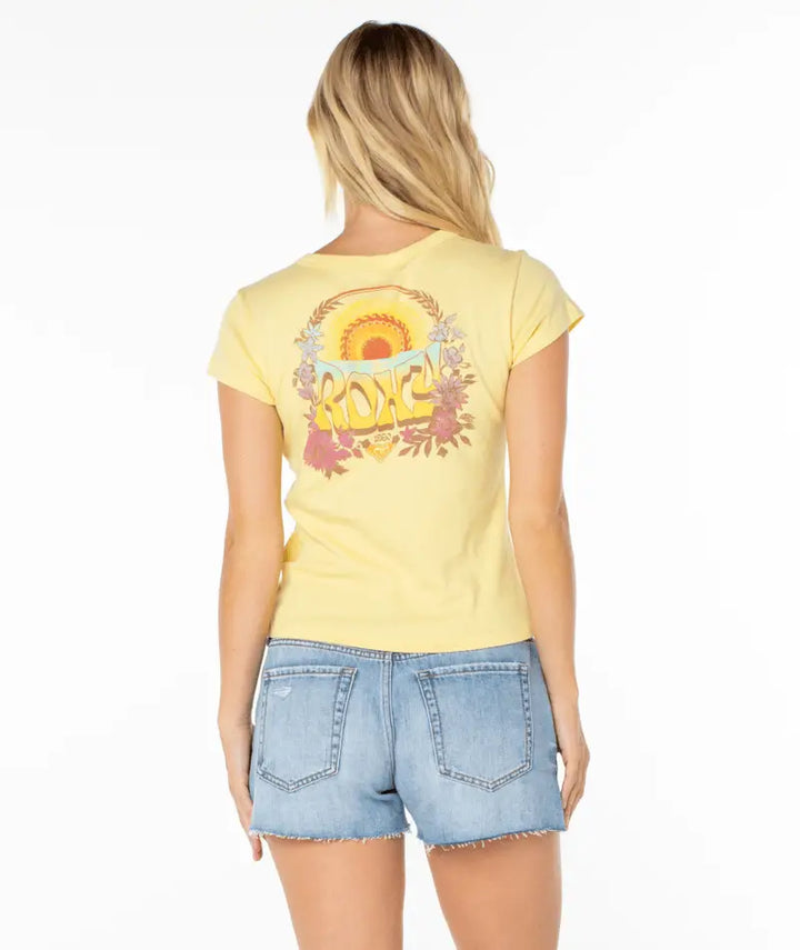 Roxy Women’s Tribal Sunset 90S Baby Tee in popcorn tribal sunset back