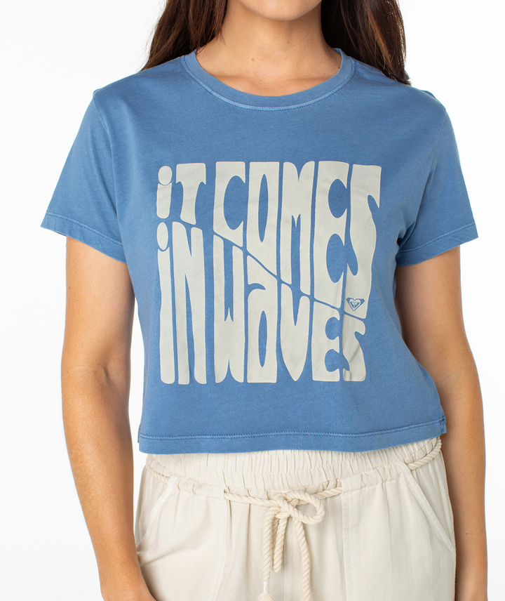 Roxy Women's Comes in Waves Cropped Tee blue