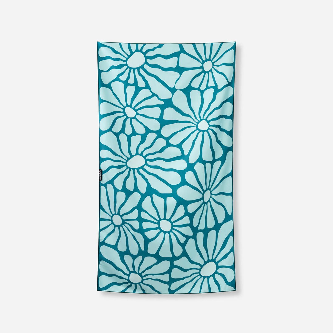 Nomadix Lazy Daisy Seafoam Green Ultralight Towel