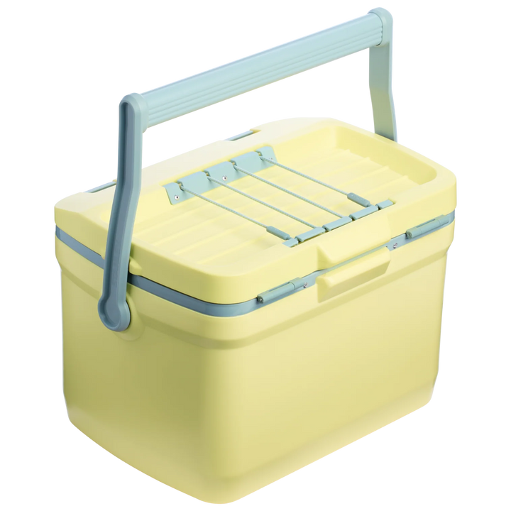 Stanley The Easy Carry Outdoor Cooler 16QT - Pomelo 1
