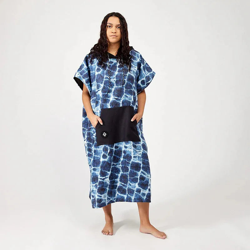 Nomadix Changing Poncho: Agua Blue - SoHa Surf Shop