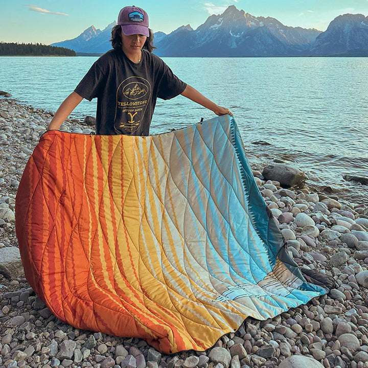 Nomadix Puffer Blanket: Yellowstone National Park3