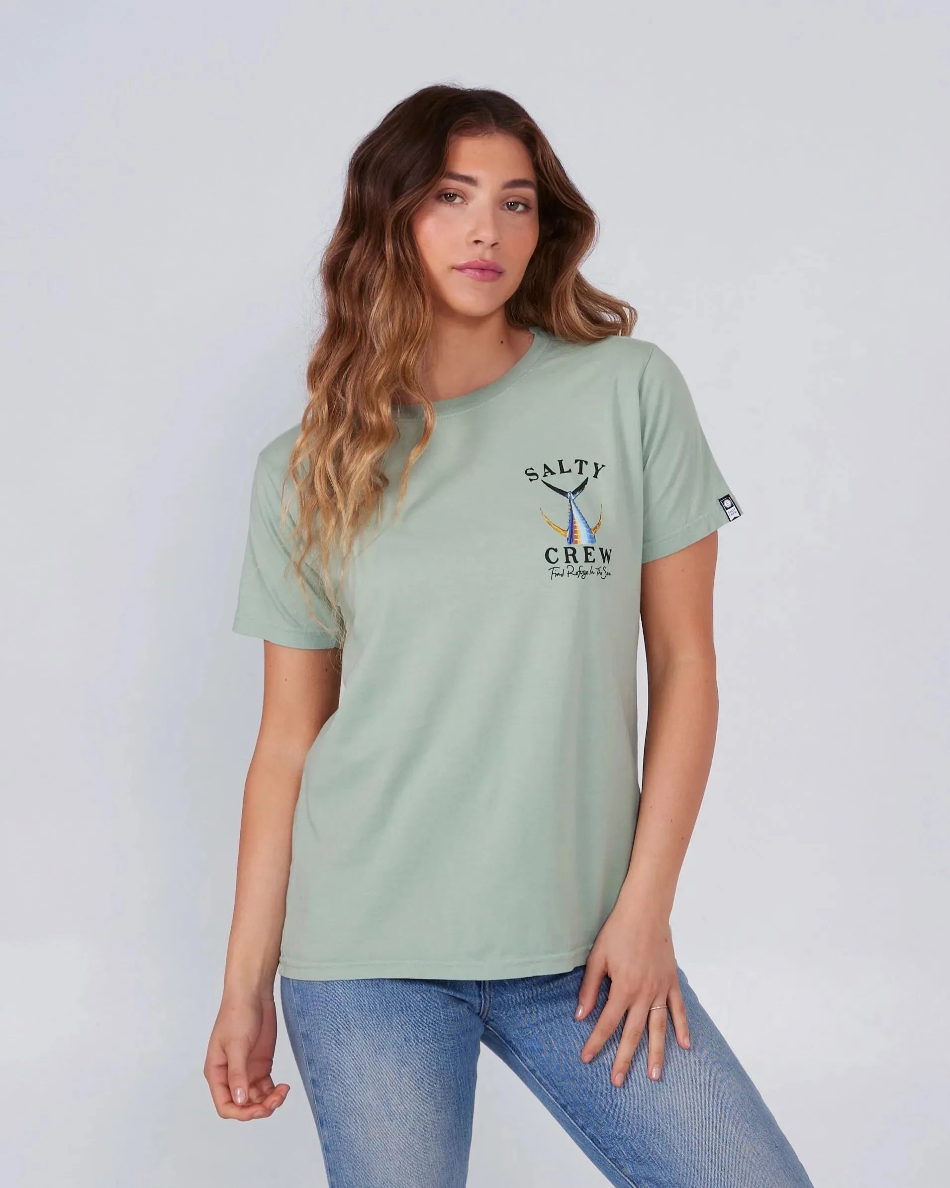 (取寄) ソルティ クルー レディース ランチ タイム ボーイフレンズ ティー Salty Crew women Lunch Time Boyfriend Tee Dusty Blue 20035887W_DSTBL_OMFRONT_1500x.