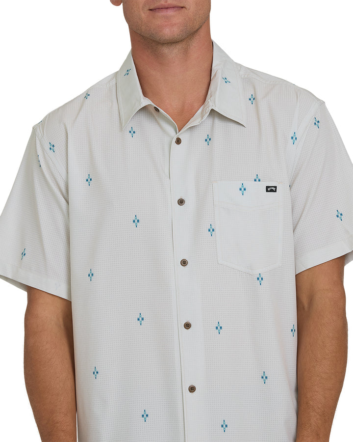 Billabong ADIV Surftrek Performance Short Sleeve Shirt Oatmeal front s